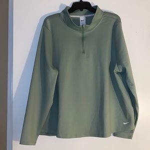 Nike Women's Therma-FIT Long-Sleeve 1/2-Zip Jacket